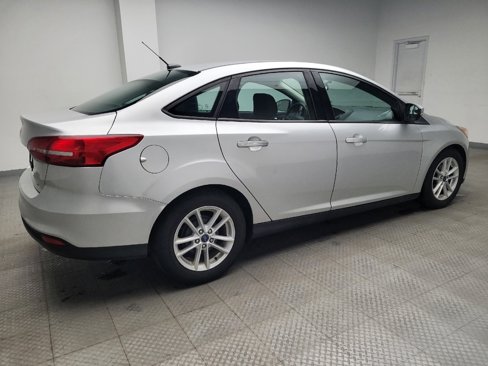 Used 2018 Ford Focus SE w/ Cold Weather Package image 10