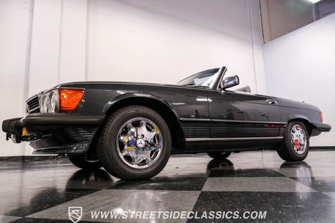 Used 1986 Mercedes-Benz 560 SL image 21