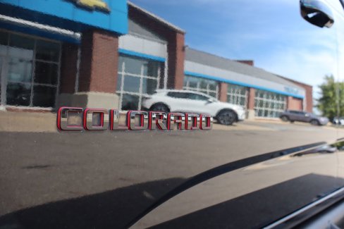 Used 2019 Chevrolet Colorado LT w/ Redline Special Edition image 7