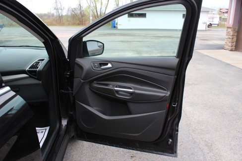 Used 2013 Ford Escape SEL image 34