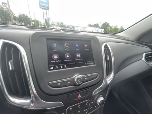 Certified 2020 Chevrolet Equinox LT w/ Driver Convenience Package image 13
