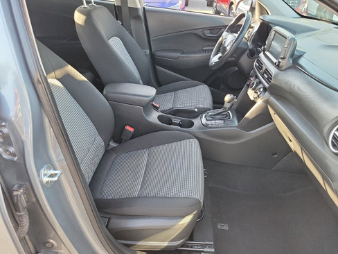 Used 2018 Hyundai Kona SEL image 15
