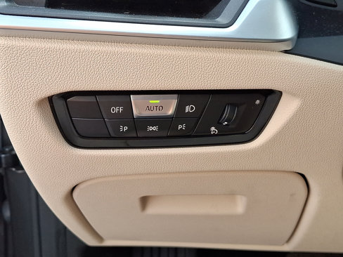 Used 2020 BMW 330i xDrive Sedan image 27