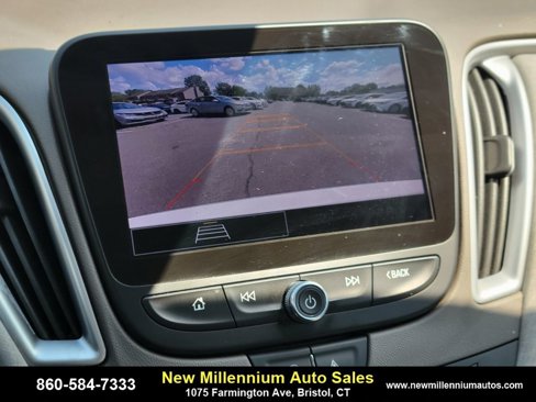 Used 2023 Chevrolet Malibu LT image 22