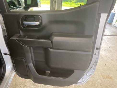 Used 2021 Chevrolet Silverado 1500 Custom image 19