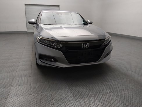 Used 2018 Honda Accord Sport image 14