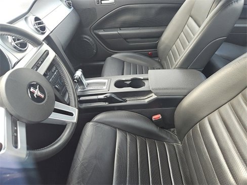 Used 2005 Ford Mustang GT image 4