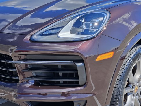 Certified 2021 Porsche Cayenne Coupe image 12