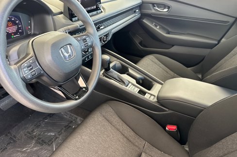 Used 2024 Honda Accord EX image 9