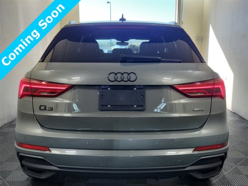 Used 2023 Audi Q3 2.0T Premium Plus w/ Premium Plus Package image 5