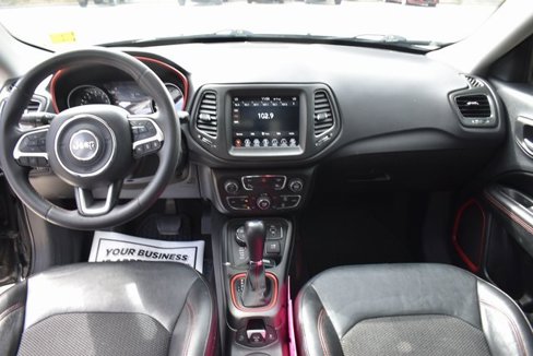 Used 2021 Jeep Compass Trailhawk image 18