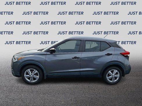 Used 2019 Nissan Kicks S image 4