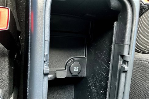 Used 2020 Dodge Journey SE w/ SE Popular Equipment Group image 24