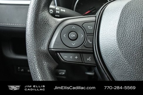 Used 2022 Toyota RAV4 XLE image 10