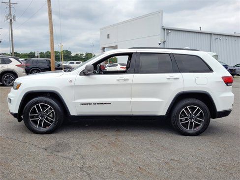 Used 2020 Jeep Grand Cherokee Trailhawk image 4