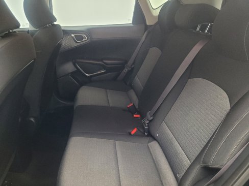 Used 2021 Kia Soul S image 18