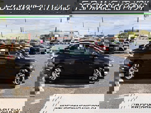 Used 2022 Chevrolet Malibu LT image 2
