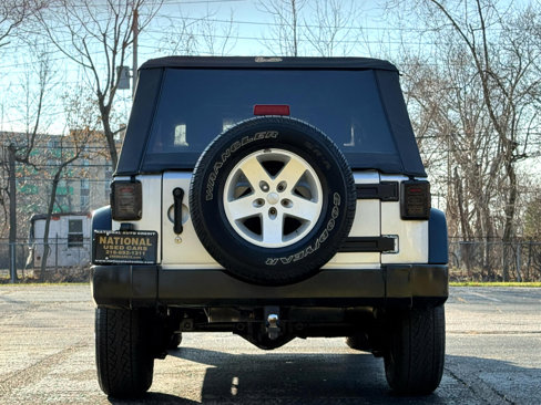 Used 2008 Jeep Wrangler Unlimited X image 13