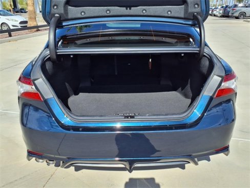 Used 2018 Toyota Camry SE image 21