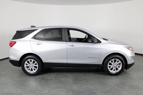 Used 2021 Chevrolet Equinox LS w/ LS Convenience Package image 12
