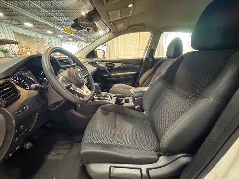 Used 2022 Nissan Rogue Sport S image 18