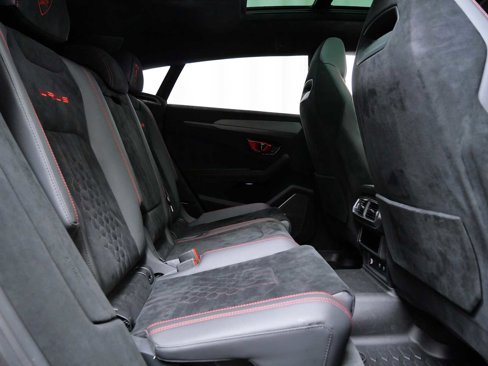 Used 2023 Lamborghini Urus Performante image 17