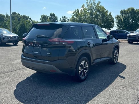 Certified 2023 Nissan Rogue SV image 4