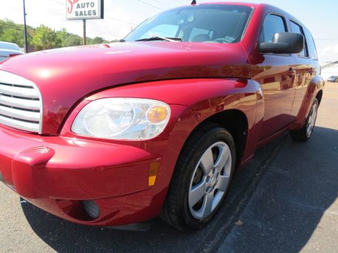 Used 2010 Chevrolet HHR LS image 10