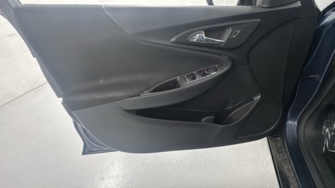 Used 2020 Chevrolet Malibu LT image 16