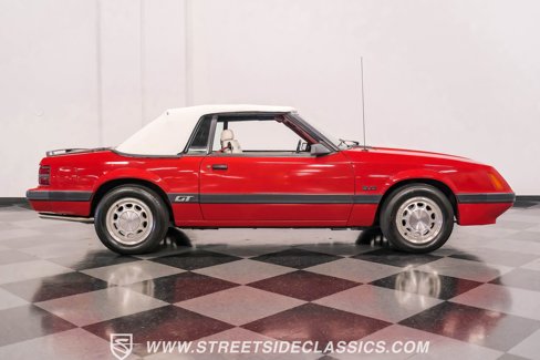 Used 1986 Ford Mustang GT image 13