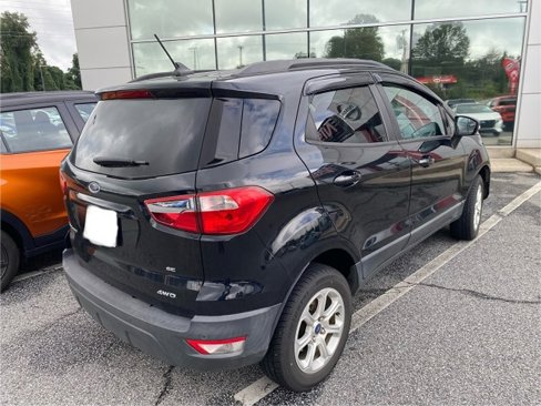 Used 2019 Ford EcoSport SE image 3