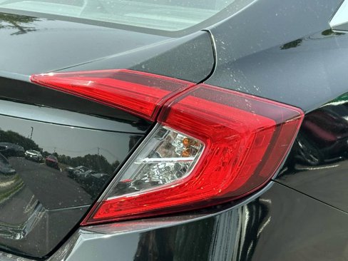 Used 2019 Honda Civic LX image 9