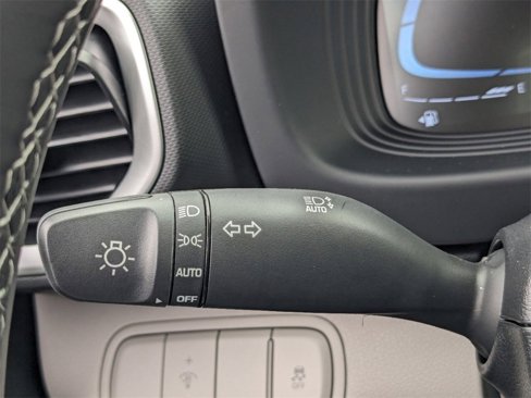New 2025 Hyundai Venue SEL image 29