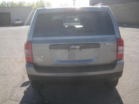 Used 2013 Jeep Patriot Sport image 6