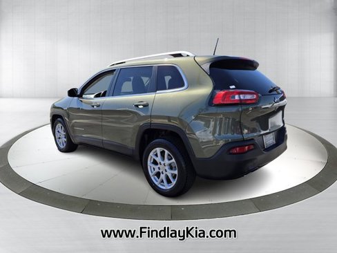 Used 2018 Jeep Cherokee Latitude Plus image 9