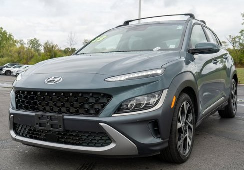 Used 2023 Hyundai Kona Limited image 2