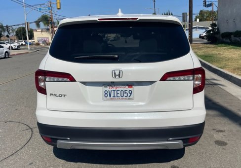 Used 2021 Honda Pilot EX image 4