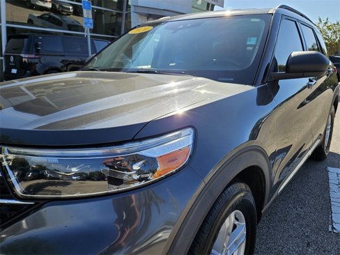 Used 2020 Ford Explorer XLT image 23