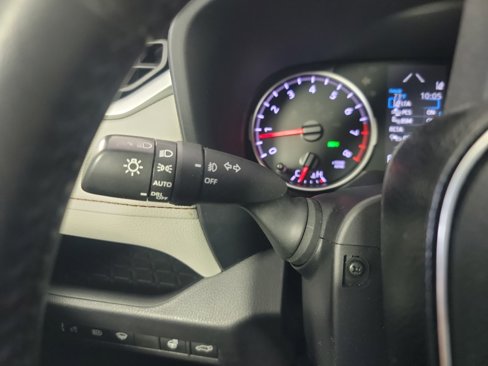 Used 2021 Toyota RAV4 XLE image 29