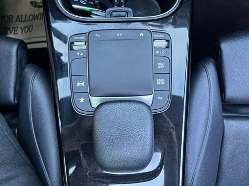 Used 2022 Mercedes-Benz A 220 4MATIC image 35