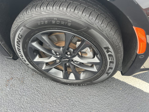 Certified 2020 Chrysler Pacifica Touring-L w/ Advanced Safetytec Group image 17