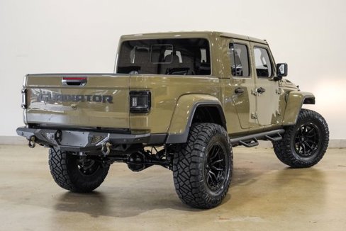 Used 2025 Jeep Gladiator Sport image 39