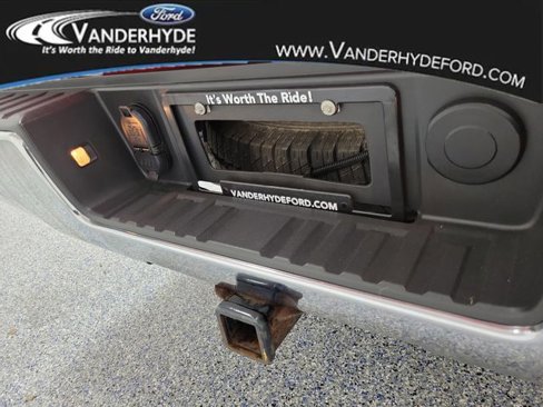 Used 2015 GMC Sierra 1500 SLE w/ SLE Value Package image 8