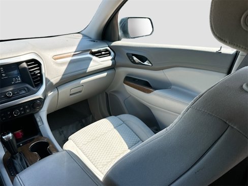 Used 2019 GMC Acadia SLE image 23