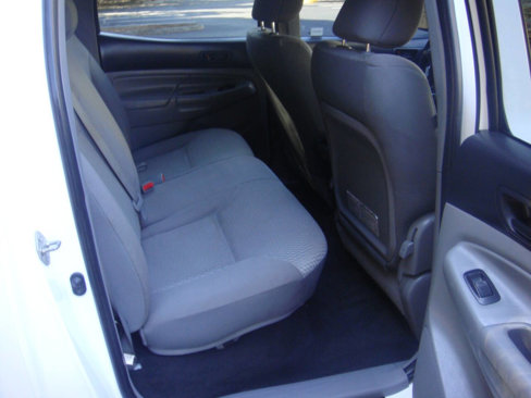 Used 2015 Toyota Tacoma 4x4 Double Cab image 15