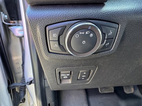 Used 2019 Ford F150 XLT image 13