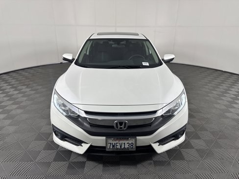 Used 2016 Honda Civic EX-T image 9