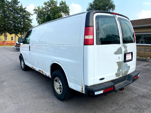 Used 2005 Chevrolet Express 2500 image 5