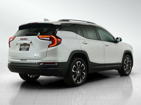 Used 2022 GMC Terrain SLT w/ Infotainment Package II image 5