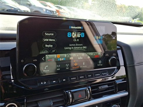 Used 2022 Nissan Pathfinder SL w/ SL Premium Package image 18